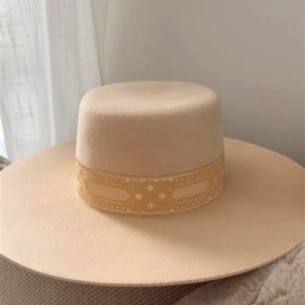 Lack of Color Hat